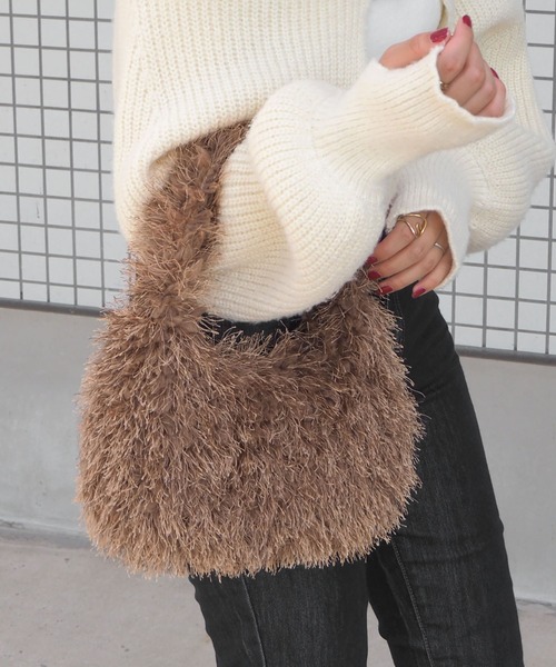 minia（ミニア）の「フェザーバッグ（ハンドバッグ・レディース・ブラック/ブラウン/イエロー・FREE）」の9枚目の写真