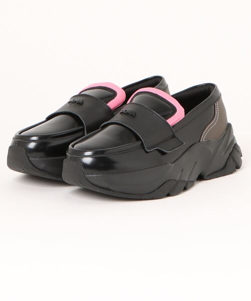 PUMA(プーマ)の「PUMA プーマ ウィメンズ ローファー INT(スニーカー・レディース・ブラック系その他/ブラック系その他5・23.0cm/23.5cm/22.0cm/22.5cm/25.0cm/25.5cm/24.0cm/24.5cm)」の15枚目の写真