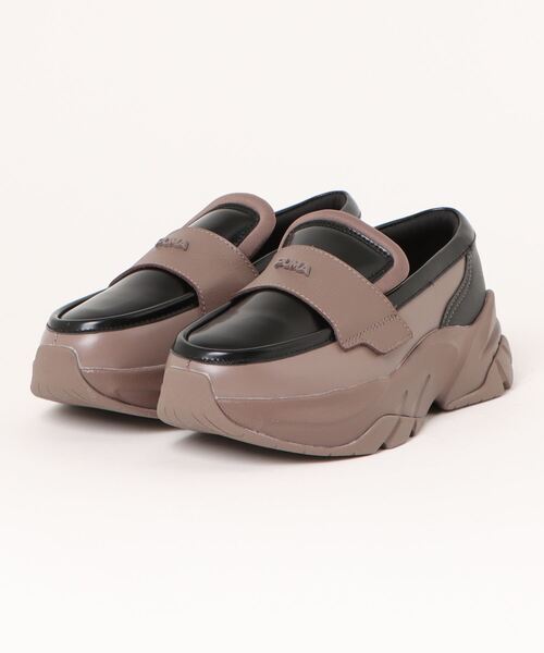 PUMA(プーマ)の「PUMA プーマ ウィメンズ ローファー INT(スニーカー・レディース・ブラック系その他/ブラック系その他5・23.0cm/23.5cm/22.0cm/22.5cm/25.0cm/25.5cm/24.0cm/24.5cm)」の16枚目の写真