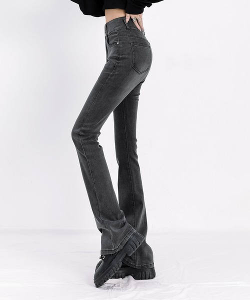 aimoha（アイモハ）の「【Aimoha】スリムフィットマイクロフレアジーンズ（デニムパンツ・レディース・グレー/ブラック・SMALL/LARGE/MEDIUM）」の17枚目の写真