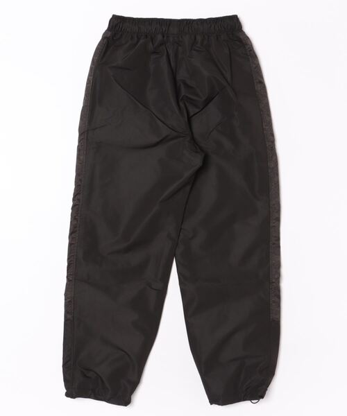 PUMA(プーマ)の「《PUMA》CORE HERITAGE メンズウーブン ラインド トラックパンツ(その他パンツ・メンズ・ブラック/ブラウン系・L/M/XL/S)」の3枚目の写真