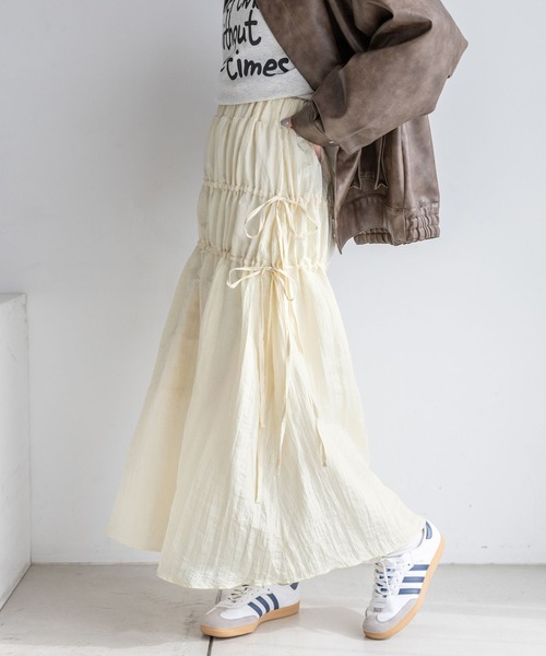 RAGEBLUE（レイジブルー）の「リボンティアード/ワッシャーサテンフレアスカート（スカート・レディース・ブラック/オフホワイト・FREE）」の7枚目の写真