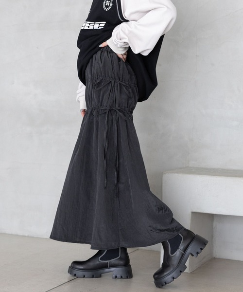 RAGEBLUE（レイジブルー）の「リボンティアード/ワッシャーサテンフレアスカート（スカート・レディース・ブラック/オフホワイト・FREE）」の14枚目の写真