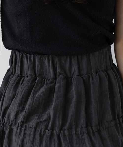 RAGEBLUE（レイジブルー）の「リボンティアード/ワッシャーサテンフレアスカート（スカート・レディース・ブラック/オフホワイト・FREE）」の18枚目の写真