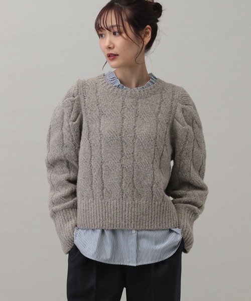 GLOBAL WORK(グローバルワーク)の「MATINEE LINE/ブークレケーブルニット/149911(ニット/セーター・レディース・チャコールグレー/グレイッシュベージュ/ブラウン・MEDIUM/LARGE)」の1枚目の写真