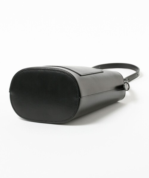 Ray BEAMS（レイビームス）の「YAHKI / YH-713 ショルダーバッグ（ショルダーバッグ・レディース・ブラック・ONE SIZE）」の4枚目の写真