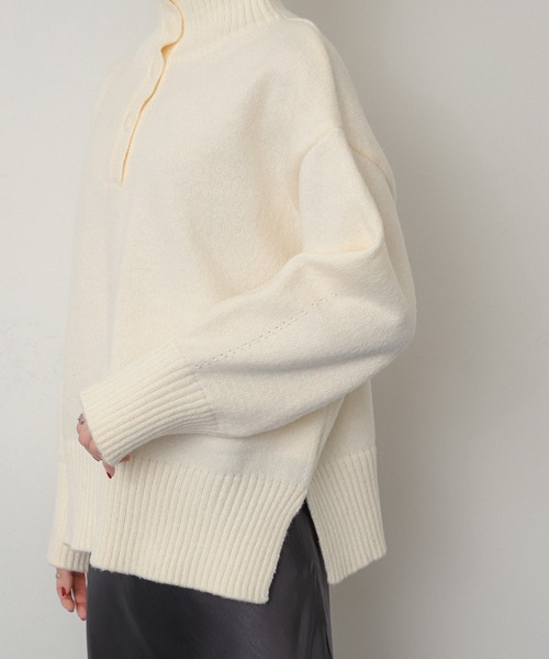 SENSE OF PLACE by URBAN RESEARCH（センスオブプレイスバイアーバンリサーチ）の「『WEB/一部店舗限定カラー』2WAYタートルネックルーズセーター（ニット/セーター・レディース・ブルー/オフホワイト/ブラック/ホワイト系その他/レッド/グレー・ONE）」の7枚目の写真