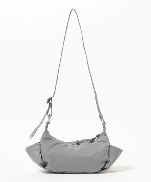 Ray BEAMS(レイビームス)の「【別注】CONTROL FREAK / ダウニー ショルダー バッグ(トートバッグ・レディース・グレー/レッド/ブラック・ONE SIZE)」の13枚目の写真