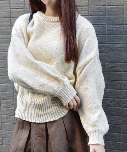 &soiree(アンドソワレ)の「【&soiree】モックネックボリュームスリーブニット(CP)(ニット/セーター・レディース・ブラック/ブラウン/アイボリー/ブルー・S/M)」の5枚目の写真