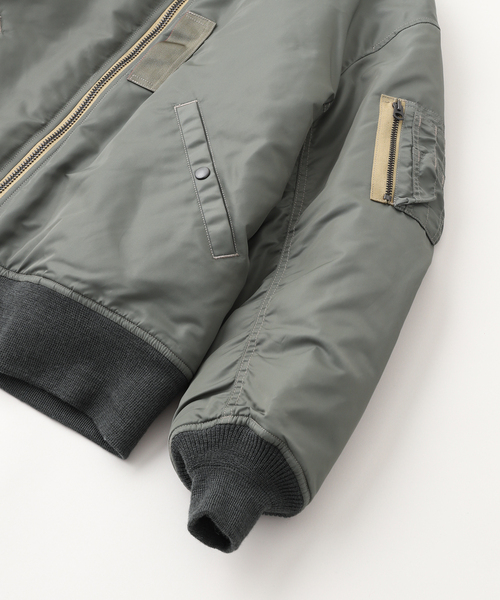 marka(マーカ)の「marka(マーカ) MA-1 M24C18BL02C(MA-1・メンズ・カーキ/ブラック・3/2)」の4枚目の写真