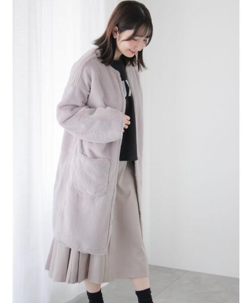 Te chichi TERRASSE（テチチテラス）の「リバーシブルフェイクムートンコート（その他アウター・レディース・チャコールグレー/オフホワイト/ラベンダー・L/M）」の19枚目の写真