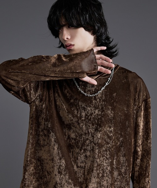 Ellno Loset(エルノロゼット)の「ベロアタートルシアーインナー/サムホール付き(Tシャツ/カットソー・メンズ・レッド/ブラック/グレー/ブラウン・LARGE/MEDIUM/SMALL)」の1枚目の写真