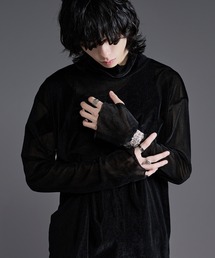 Ellno Loset(エルノロゼット)のベロアタートルシアーインナー/サムホール付き(Tシャツ/カットソー)