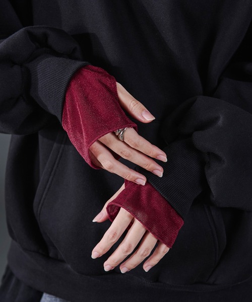 Ellno Loset(エルノロゼット)の「ベロアタートルシアーインナー/サムホール付き(Tシャツ/カットソー・メンズ・レッド/ブラック/グレー/ブラウン・LARGE/MEDIUM/SMALL)」の11枚目の写真