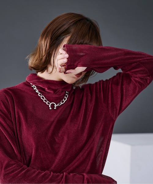 Ellno Loset(エルノロゼット)の「ベロアタートルシアーインナー/サムホール付き(Tシャツ/カットソー・メンズ・レッド/ブラック/グレー/ブラウン・LARGE/MEDIUM/SMALL)」の7枚目の写真