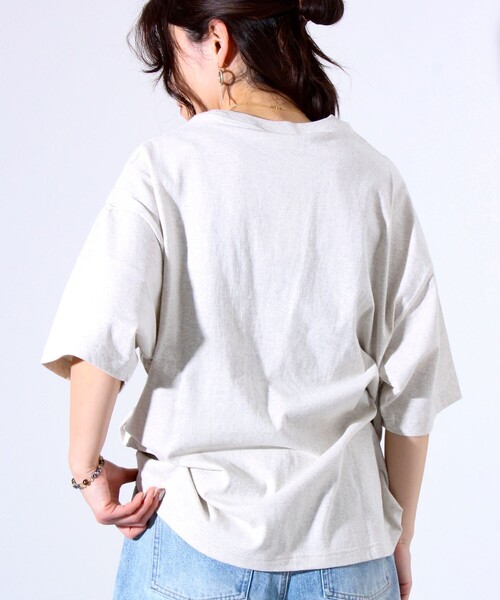 KELTY(ケルティ)の「【KELTY×GLOSTER】別注ワンポイント ポケットTシャツ ワンポイントワッペン(Tシャツ/カットソー・メンズ・ホワイト/チャコールグレー/アッシュグレー/ブラック・S/M/L)」の7枚目の写真