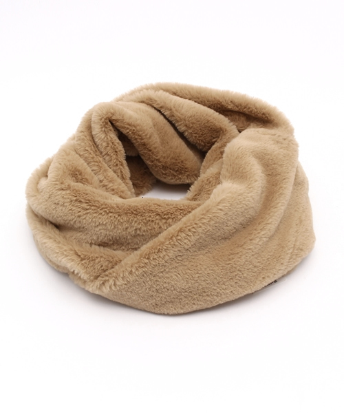 earth music&ecology(アースミュージックアンドエコロジー)の「フェイクファースヌード(ストール/ショール・レディース・アイボリー/ブラック/キャメル・FREE)」の10枚目の写真