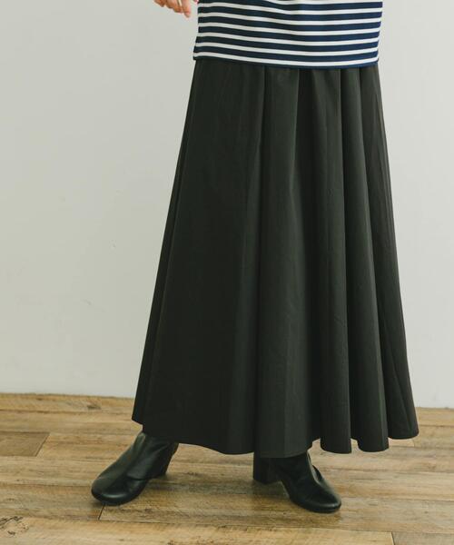 ITEMS URBANRESEARCH（アイテムズ アーバンリサーチ）の「ウエストギャザースカート（スカート・レディース・ブラック/グレー系その他/ホワイト系その他・FREE）」の3枚目の写真