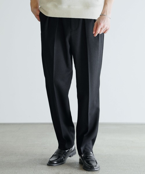 【極美品】ニート　スラックス・ツータック ・センタープレス・ワイド・テーパード SINSS スラックス Wide tapered two tuck slacks / ワイドテーパード 2