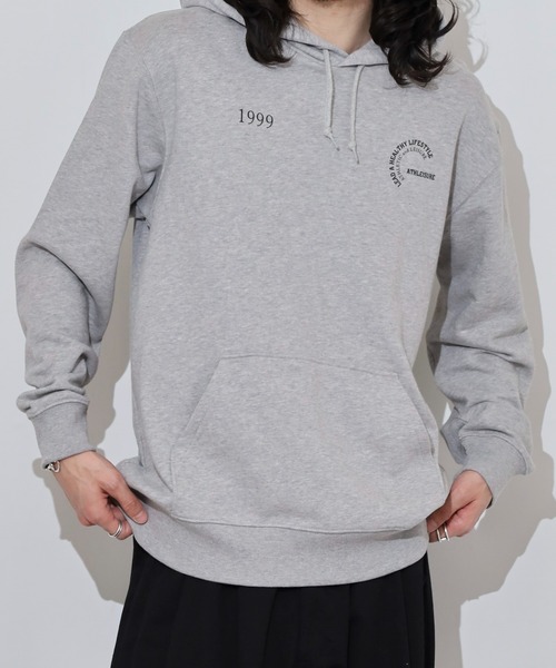 MODISH GAZE(モディシュガゼ)の「MODISH GAZE カップルイラスト裏毛フーディ(ATHLEISURE)(パーカー・メンズ・グリーン/オートミール/ネイビー/杢グレー/ブラック・M/L)」の12枚目の写真