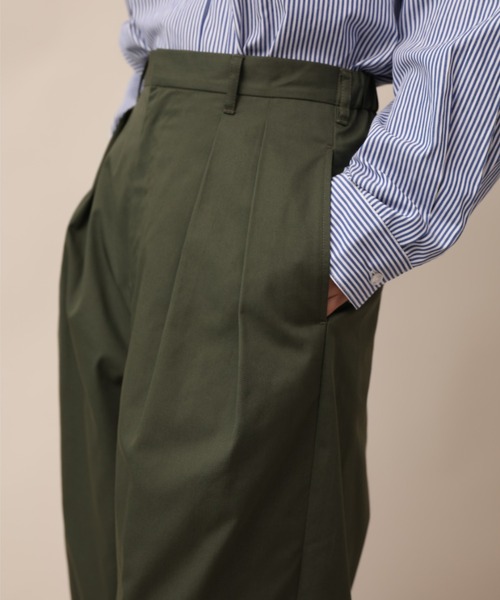 aimoha（アイモハ）の「ツータックワイドスラックス（スラックス・メンズ・カーキ/チャコール/アイボリー・マルチサイズ）」の5枚目の写真