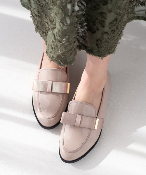 JELLY BEANS（ジェリービーンズ）の「【晴雨兼用】【防水・撥水】【生活防水】【滑りにくい】【雨の日】【通勤靴】【レイン対応】フラットリボンレインローファー(313-51001)JELLY BEANS(ジェリービーンズ)（レインシューズ・レディース・ブラック系その他/ブラウン系その他/キャメル・22.5/23/23.5/24/24.5）」の2枚目の写真