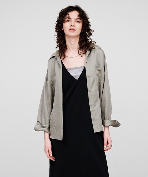 cloenc(クロエンス)の「【手洗い可】サテンスキッパーシャツ(シャツ/ブラウス・レディース・ホワイト系3/ライトベージュ/カーキ/ピンク/ホワイト系5・02)」の19枚目の写真