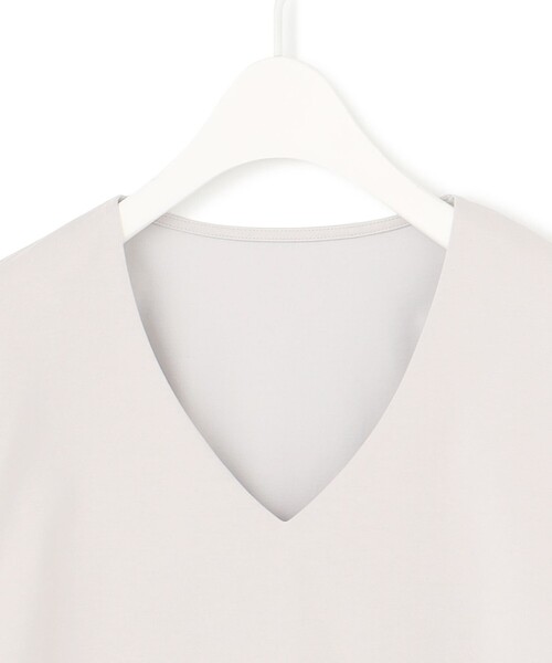 ICB(アイシービー)の「スーペリアジャージー Vネック半袖プルオーバー(Tシャツ/カットソー・レディース・ブラック系/ライトグレー系/アイボリー系・LARGE/X-LARGE)」の5枚目の写真