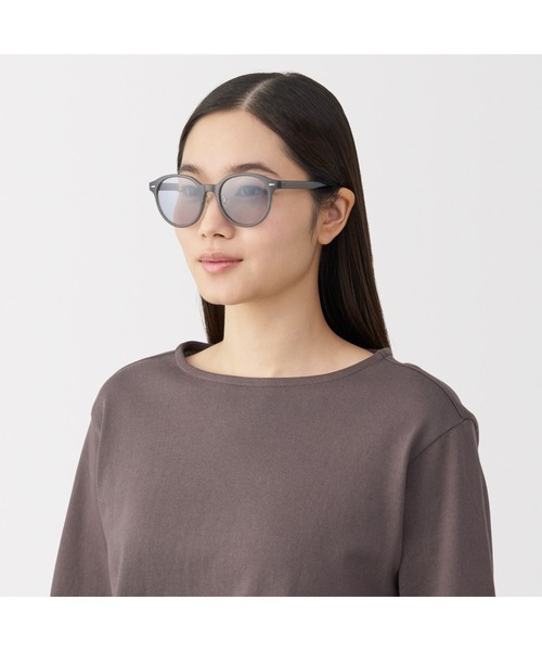 無印良品(ムジルシリョウヒン)の「UV400カット ラージボストン型 サングラス(サングラス・レディース・ブラウン系/グレー/ブラック/ブラウン・FREE)」の16枚目の写真