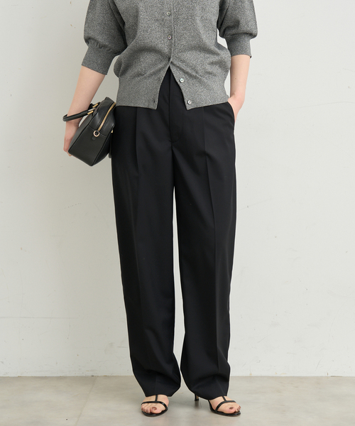 IENA(イエナ)の「ウールブロードタックパンツ(スラックス・レディース・グレー/ブラック・34/36/38)」の2枚目の写真