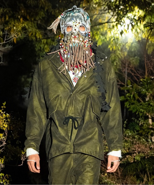 amok(アモク)の「FLOCKING ECO LEATHER COAT(その他アウター・メンズ・イエロー/ブラック・M/L/S)」の3枚目の写真