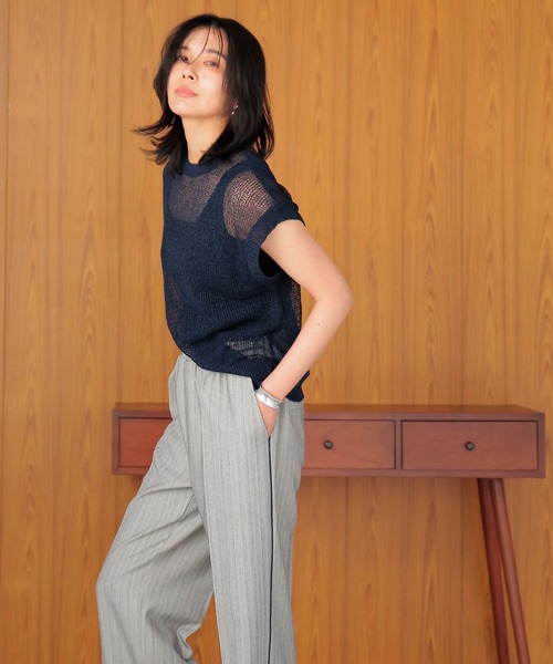Jines(ジネス)の「TSUMUGI和紙ベストニット(ニット/セーター・レディース・グリーン/モカ/ネイビー・38)」の22枚目の写真