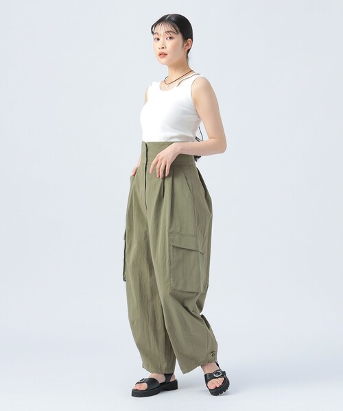 BEAMS HEART（ビームスハート）の「アシメ カットアウト タンクトップ（タンクトップ・レディース・ブラック/オフホワイト/ミント/ライトグレー・SMALL/MEDIUM）」の20枚目の写真