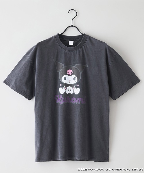 sanrio(サンリオ)の「【サンリオキャラクターズ 】クロミ オリジナルデザイン パウダーブリーチ加工 Tシャツ ジェリー タフィー ドロップショルダー ビッグシルエット ヴィンテージライク 古着ライク ユニセックス(Tシャツ/カットソー・メンズ・ブラック/スモークピンク・X-LARGE/LARGE/MEDIUM)」の3枚目の写真