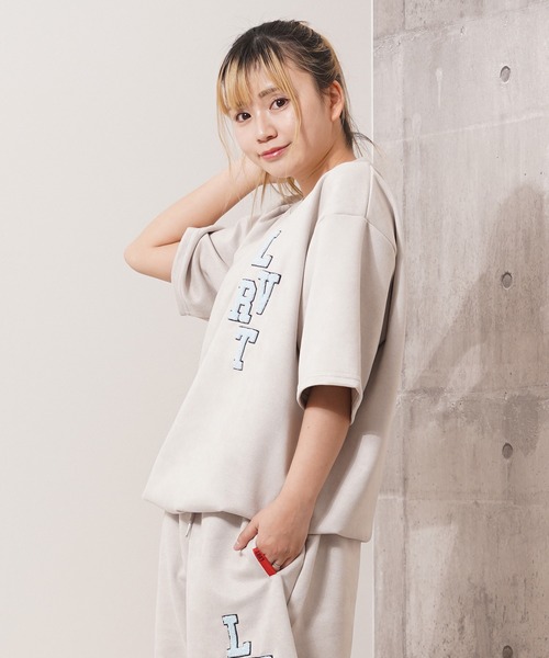 1111clothing(ワンフォークロージング)の「カットスエード サガラ刺繍 Tシャツ 【セットアップ可能】/ Cut suede sagala embroidery T-shirt(Tシャツ/カットソー・メンズ・モカ/アイボリー/サックスブルー/ブラック・L/M)」の15枚目の写真