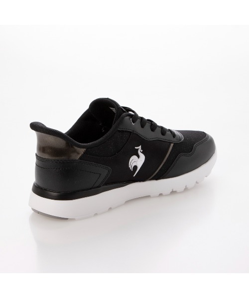 le coq sportif(ルコックスポルティフ)の「レースアップスニーカー(ラ セーヌ LM SI)(スニーカー・レディース・ピンク/ブラック・23cm/23.5cm/24cm/24.5cm/22.5cm)」の4枚目の写真