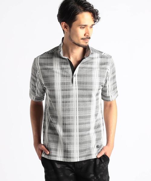 NICOLE CLUB FOR MEN（ニコルクラブフォーメン）の「ブリスターチェックスタンドポロシャツ（ポロシャツ・メンズ・ブラック系/ホワイト系3/ホワイト系2/ホワイト系1・XX-LARGE/X-LARGE/LARGE/MEDIUM）」の2枚目の写真