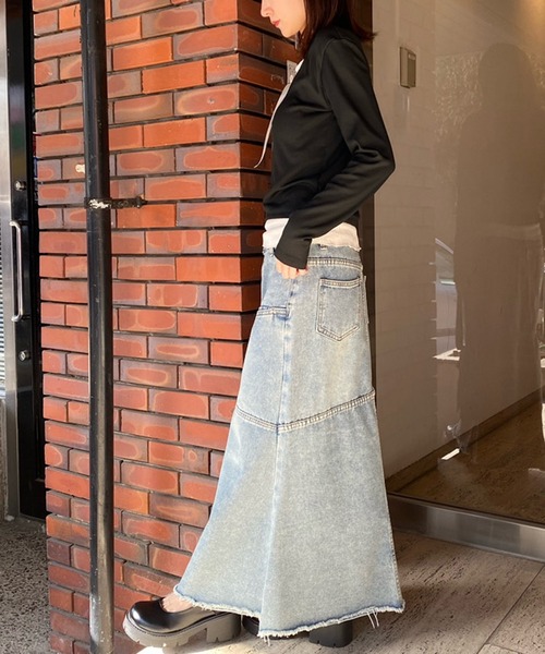 NANEA(ナネア)の「カップ付き レイヤード風フロントリボントップス(Tシャツ/カットソー・レディース・グレー/ブラック/ホワイト/アイボリー/ブルー・フリー)」の22枚目の写真