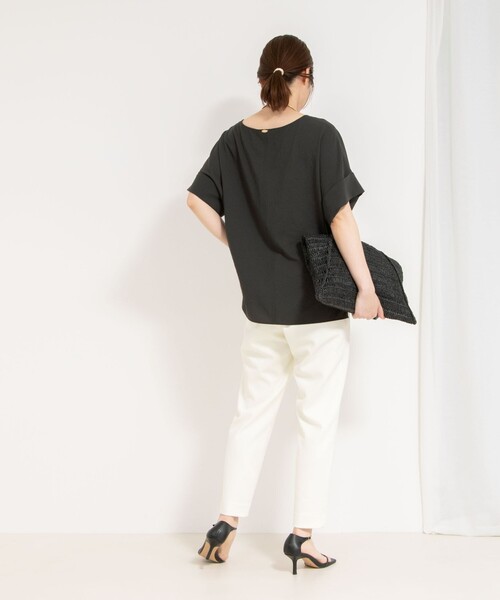 NOLLEY’S(ノーリーズ)の「【松葉☆別注アイテム】《セットアップ対応》エアリージョーゼットWカフスブラウス(シャツ/ブラウス・レディース・ホワイト/ブラック/チャコールグレー・38)」の9枚目の写真