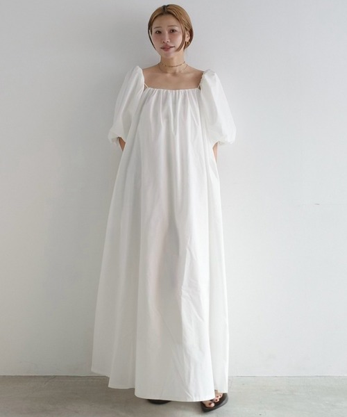 HEILIS（ヘイリス）の「【Hideka Original】3WAYオフショルダーワンピース/ブラック ホワイト 肌見せ キャミワンピース キャミソール ロング シンプル オケージョン 結婚式 韓国 ロングワンピース パフスリーブ  夏服 春服（ワンピース・レディース・ブラック/オフホワイト・FREE）」の2枚目の写真