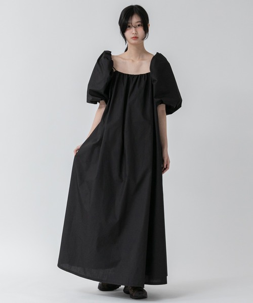 HEILIS（ヘイリス）の「【Hideka Original】3WAYオフショルダーワンピース/ブラック ホワイト 肌見せ キャミワンピース キャミソール ロング シンプル オケージョン 結婚式 韓国 ロングワンピース パフスリーブ  夏服 春服（ワンピース・レディース・ブラック/オフホワイト・FREE）」の16枚目の写真