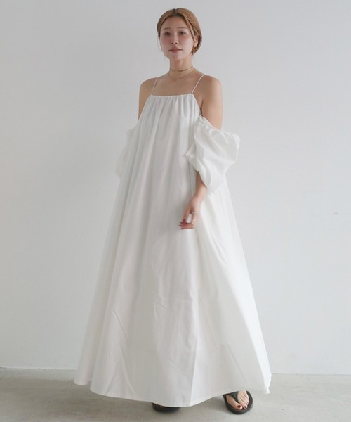 HEILIS（ヘイリス）の「【Hideka Original】3WAYオフショルダーワンピース/ブラック ホワイト 肌見せ キャミワンピース キャミソール ロング シンプル オケージョン 結婚式 韓国 ロングワンピース パフスリーブ  夏服 春服（ワンピース・レディース・ブラック/オフホワイト・FREE）」の20枚目の写真