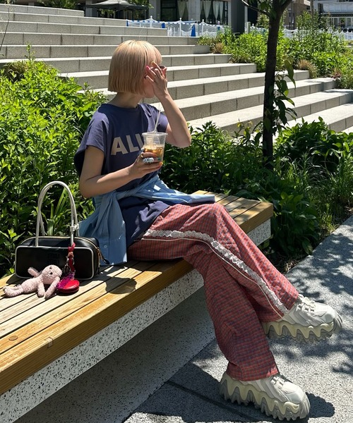 Alley Tokyo(アリートーキョー)の「レースラインチェックパンツ(その他パンツ・レディース・レッド/ブルー/ピンク/ブラウン・FREE)」の17枚目の写真