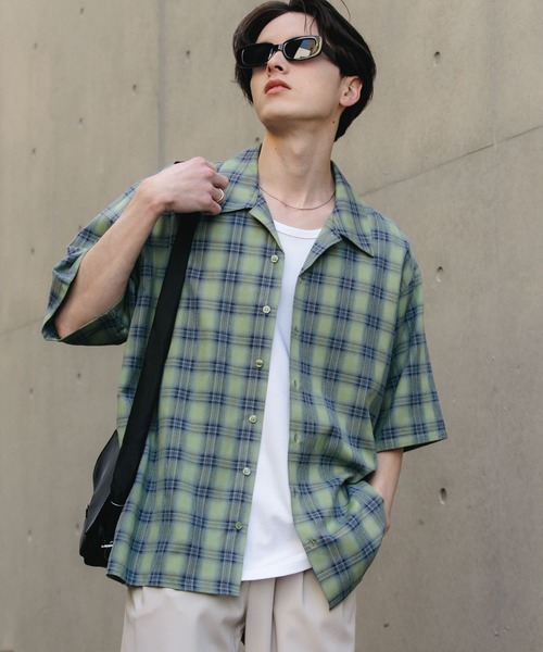 SENSE OF PLACE by URBAN RESEARCH（センスオブプレイスバイアーバンリサーチ）の「『ユニセックス』オンブレーチェックショートスリーブシャツ（シャツ/ブラウス・メンズ・ホワイト/ブラック/グリーン/ブルー・MEDIUM/LARGE）」の22枚目の写真