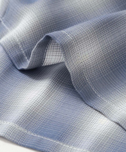 SENSE OF PLACE by URBAN RESEARCH（センスオブプレイスバイアーバンリサーチ）の「『ユニセックス』オンブレーチェックショートスリーブシャツ（シャツ/ブラウス・メンズ・ホワイト/ブラック/グリーン/ブルー・MEDIUM/LARGE）」の16枚目の写真