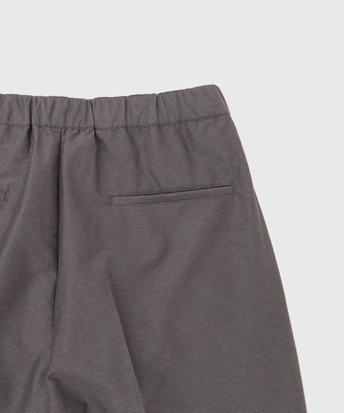 ADAM ET ROPE'(アダムエロペ)の「【ACT/アクト】超軽量 イージーショーツ / 速乾 / ストレッチ / イージーケア(その他パンツ・メンズ・ブラック/チャコールグレー・M/L)」の6枚目の写真
