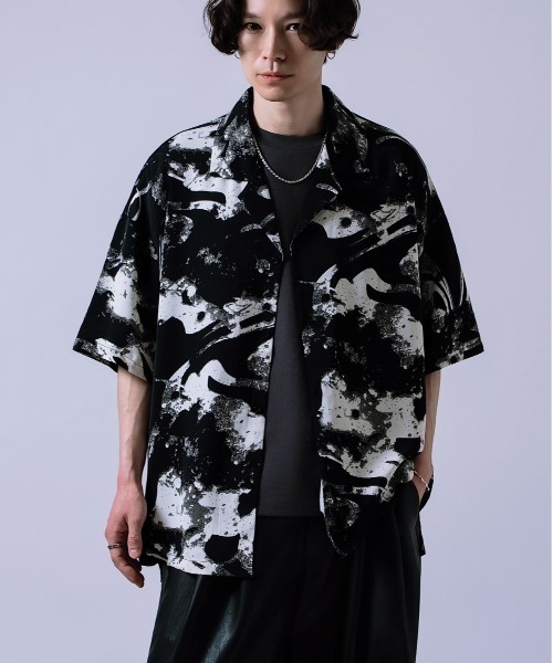 Crownor(クラウノアー)の「総柄 半袖 オープンカラーシャツ(シャツ/ブラウス・メンズ・A/T/B/D/E/I/C/M/N/O/P/R/S/その他6/その他14/その他15/その他16/その他17/その他18/その他4/その他7/その他9/その他12/その他1/その他2/その他3/その他5/その他11/その他8/その他10/その他13/その他19・MEDIUM/LARGE/SMALL)」の13枚目の写真