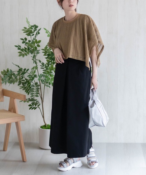 HusHusH（ハッシュアッシュ）の「HusHusH  ケープ風Tシャツ（Tシャツ/カットソー・レディース・ブラック/ベージュ/ホワイト・L/M）」の17枚目の写真