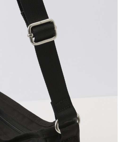 anello GRANDE(アネログランデ)の「anelloGRANDE キャビン ショルダー GTM0452(ショルダーバッグ・レディース・ミント/グレイッシュベージュ/ダークブラック/ベージュ/ネイビー/ブラック/オリーブ・FREE)」の22枚目の写真