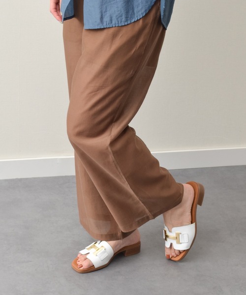 inter-chaussures（インターショシュール）の「【Oh my Sandals】メタルオーナメントミュールサンダル(E52300)（サンダル・レディース・ホワイト/ベージュ系その他/ブラック・37/39/38/36/35）」の13枚目の写真